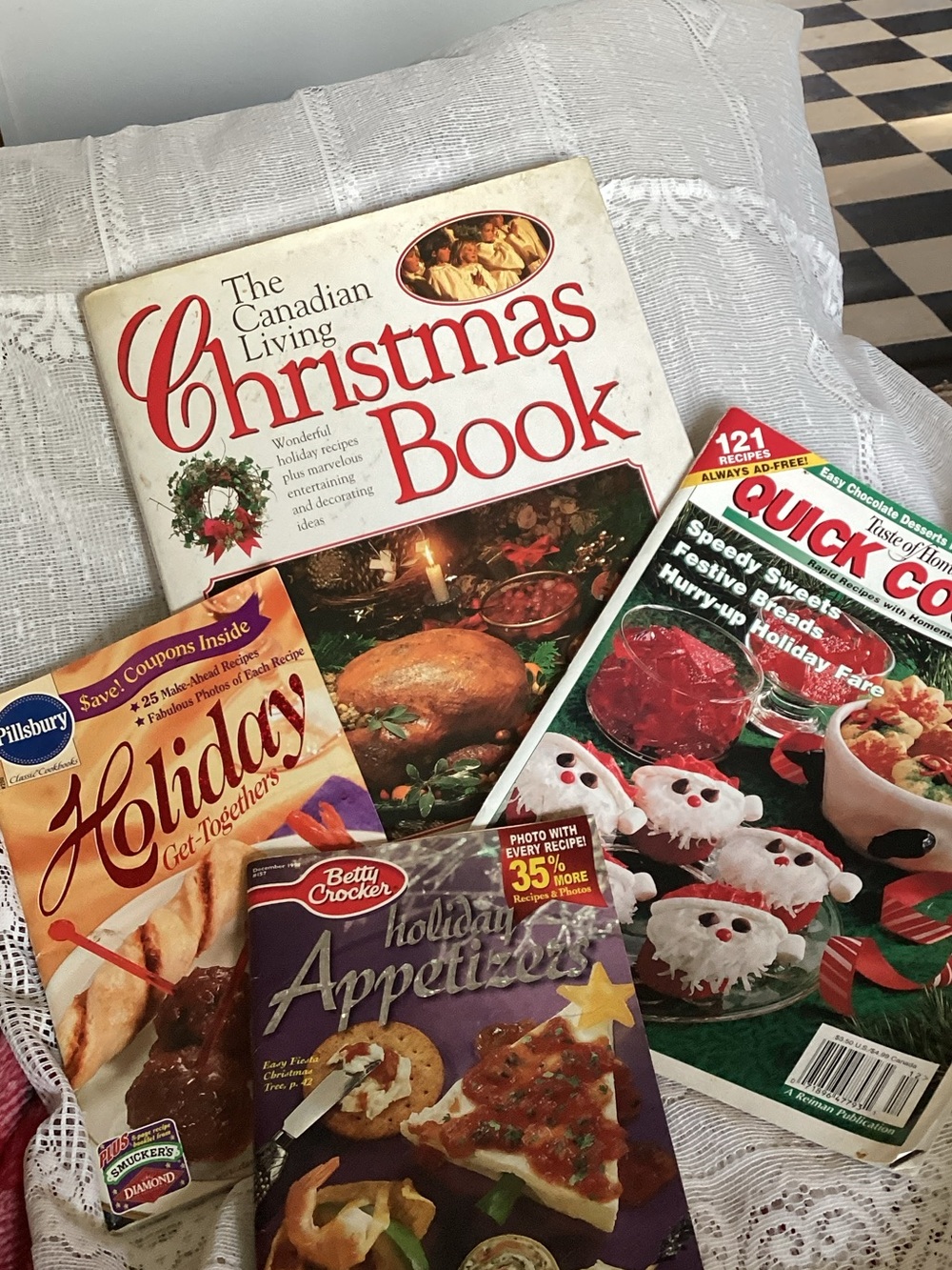 Betty Crocker Holiday Appetizers Cookbook - Purple